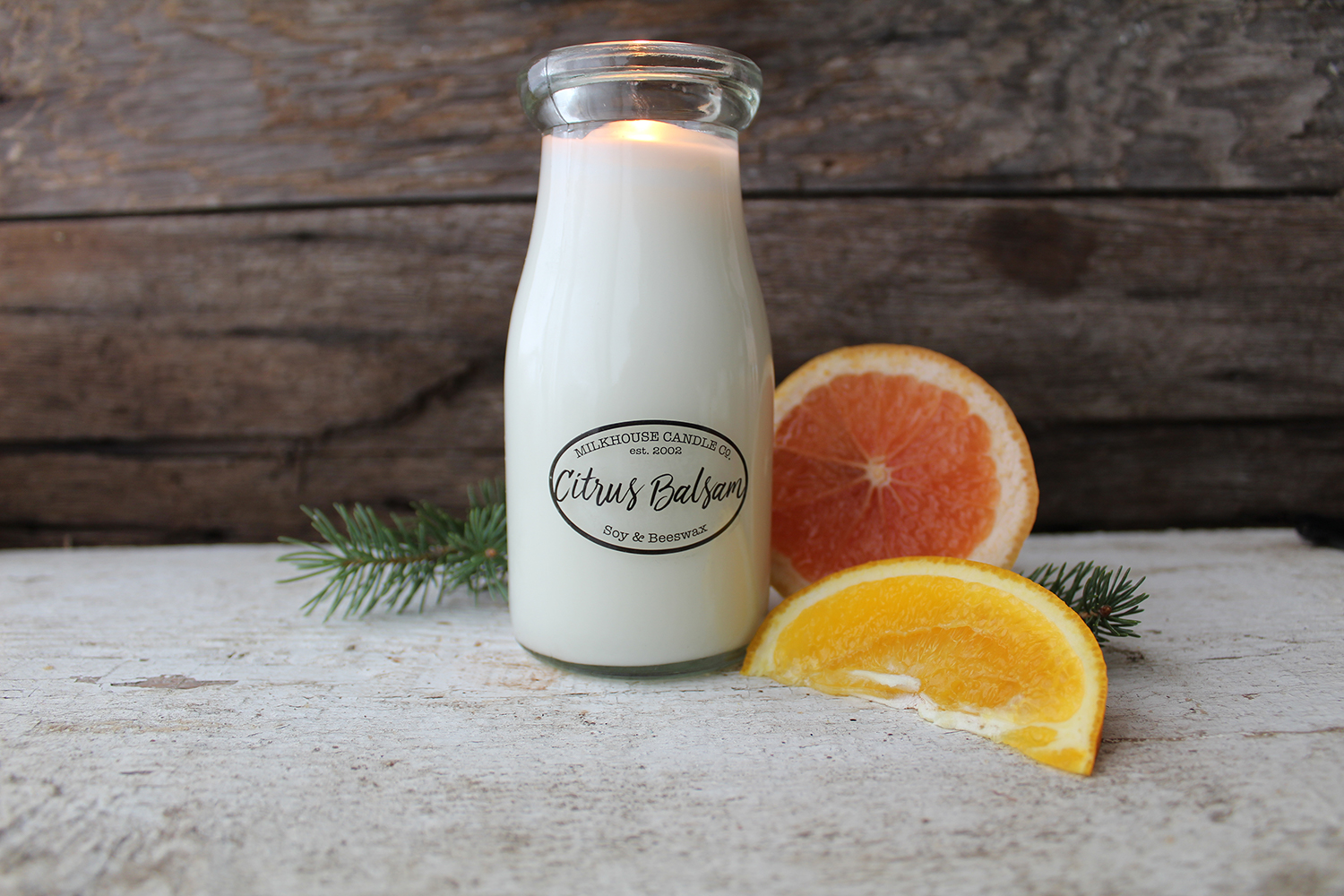 MILKHOUSE CANDLE Свещ с аромат на Citrus Balsam MILKBOTTLE (227 g)