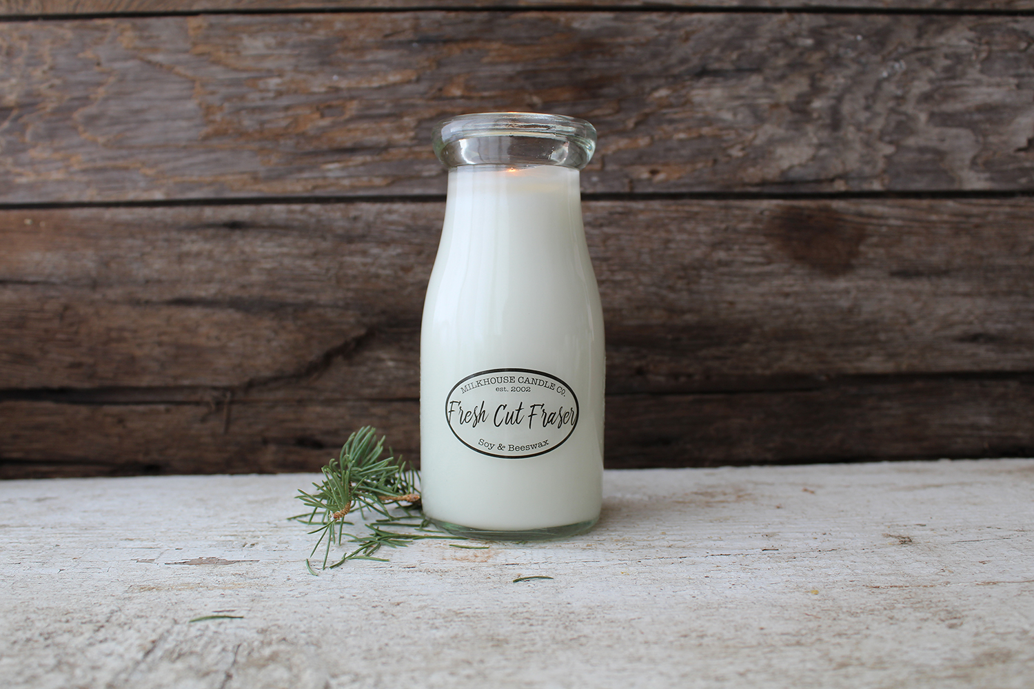 MILKHOUSE CANDLE Fresh Cut Fraser ароматизирана свещ MILKBOTTLE (227 g)