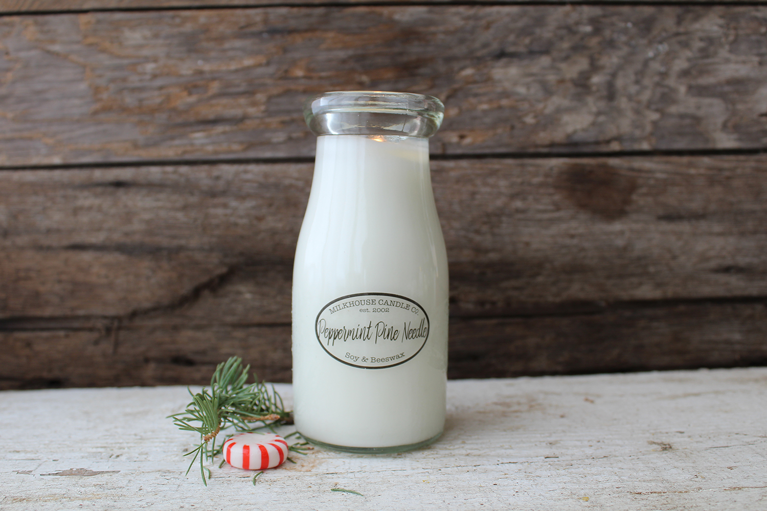 MILKHOUSE CANDLE Peppermint Pine Needle ароматизирана свещ MILKBOTTLE (227 g)