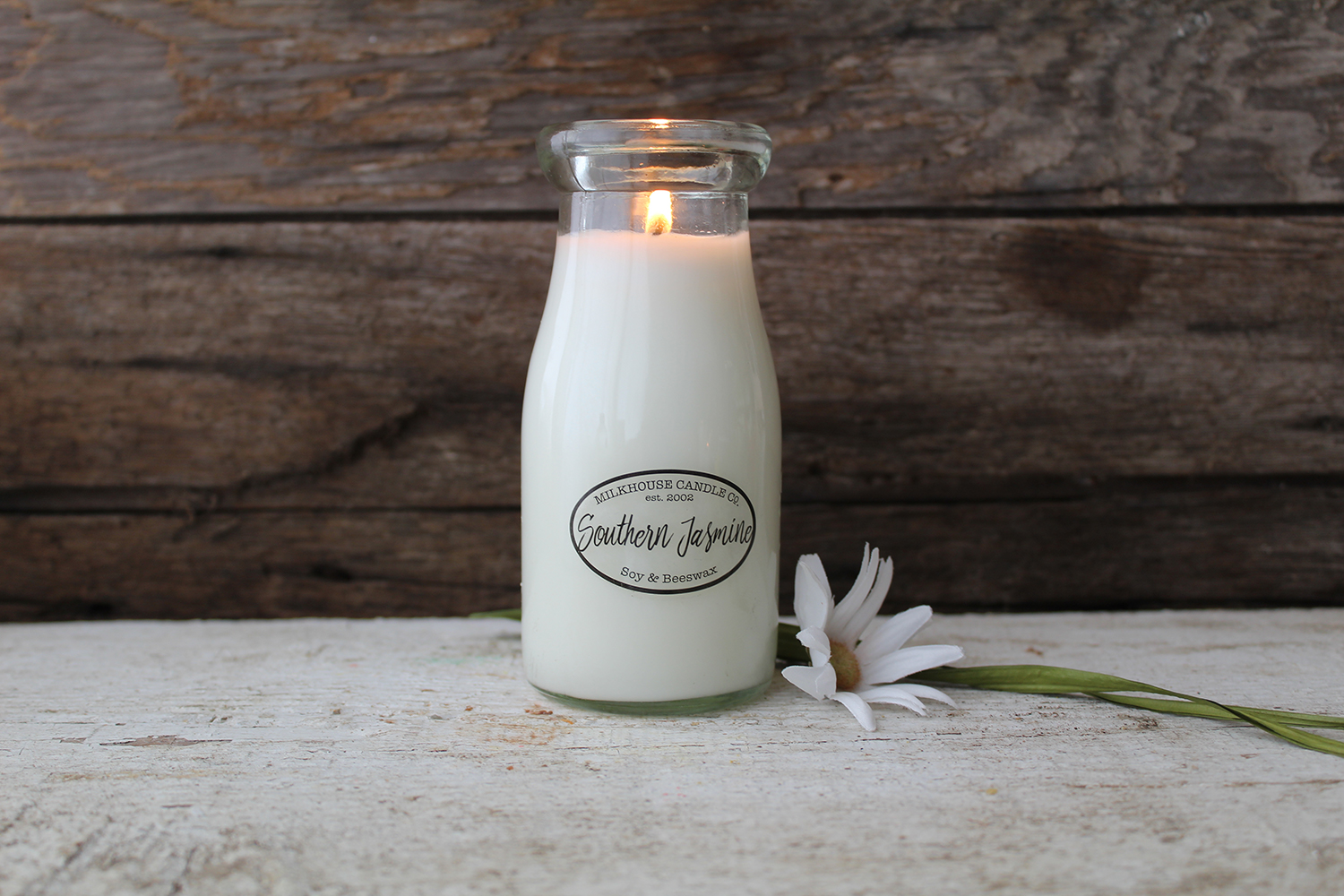 MILKHOUSE CANDLE Свещ с аромат на южен жасмин MILKBOTTLE (227 g)