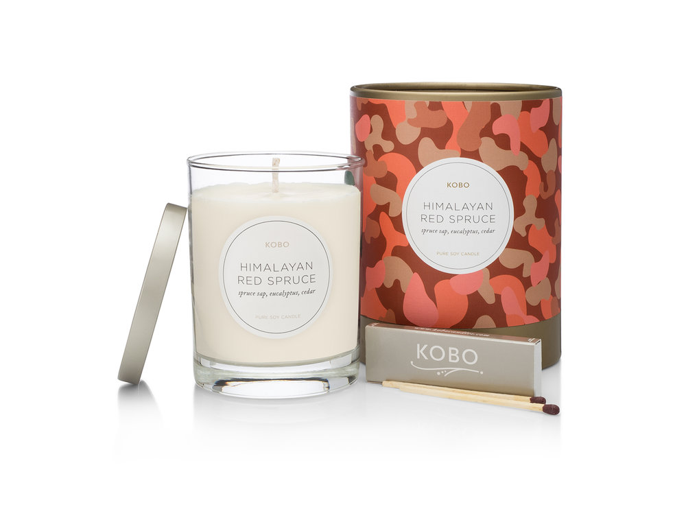 KOBO Camo Himalayan Red Spruce Candle ароматизирана свещ (11oz / 312g)